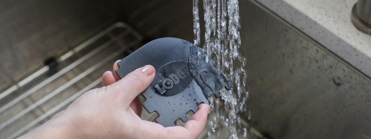 Why Everyone Is Obsessing Over This Tool for Cleaning Cast Iron