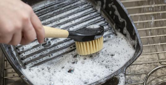 Ask the Expert: Cleaning Your Grill Pan - Southern Cast Iron