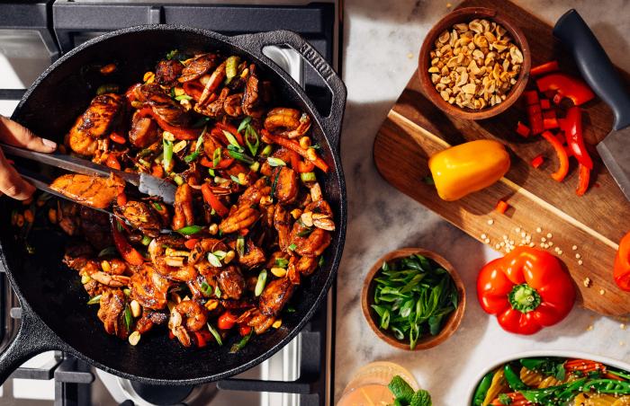 How to use a wok: the secrets of the Chinese saucepan and 5 recipes to try