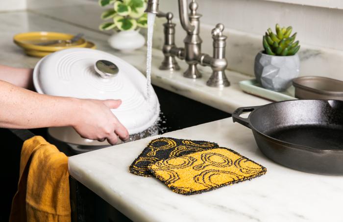 The best gifts for cast iron cooking enthusiasts