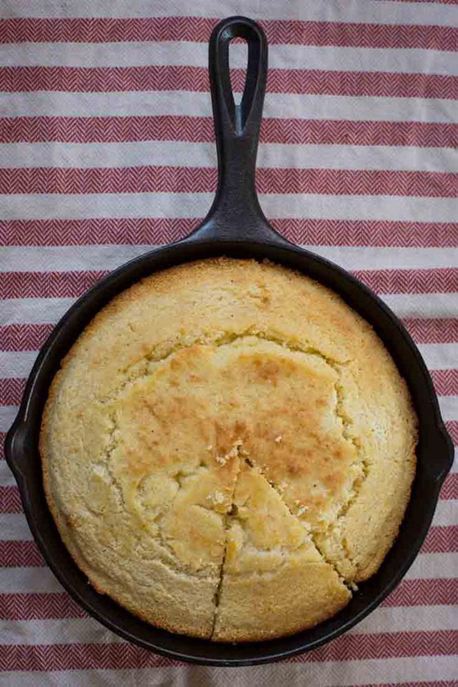 Lodge cornbread outlet skillet