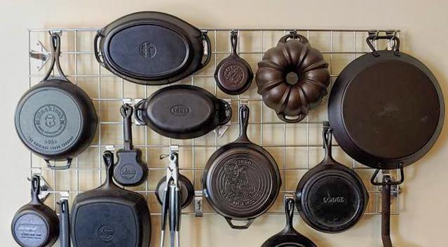 Season cast deals iron dutch oven