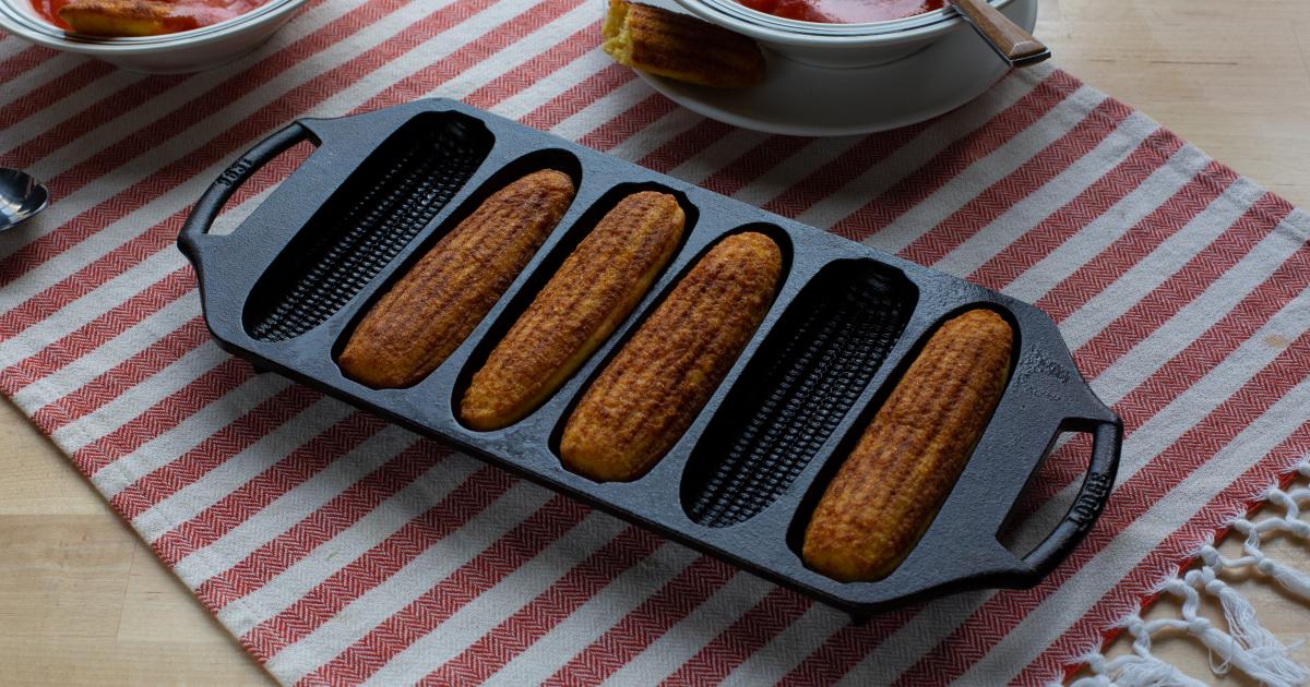 Corn Bread Sticks Recipe…This cast iron corn stick pan takes me