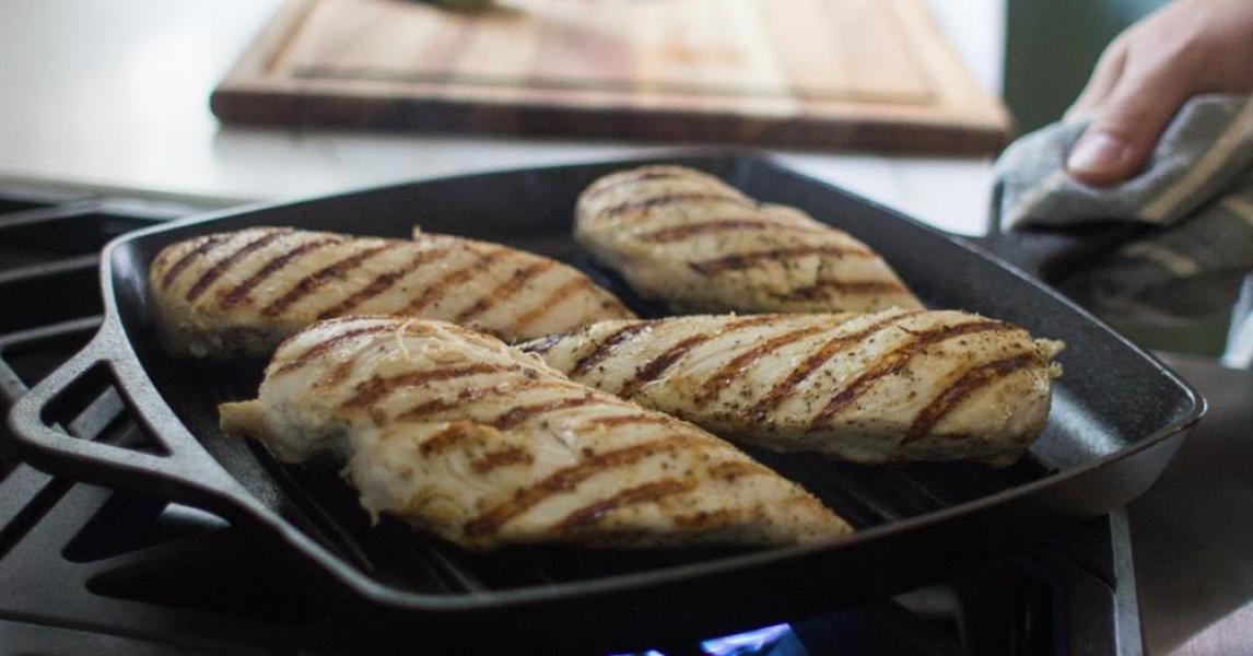 Cast iron skillet grill chicken sale