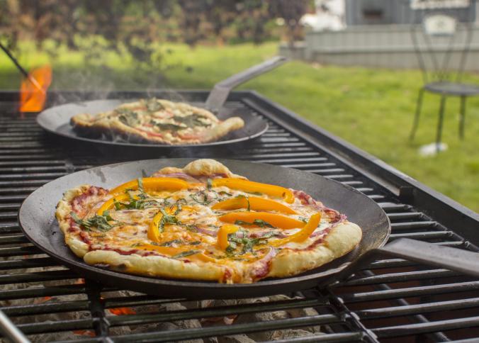 BBQ Pizza (on the BBQ) using the Lodge Cast Iron Baking Sheet! 